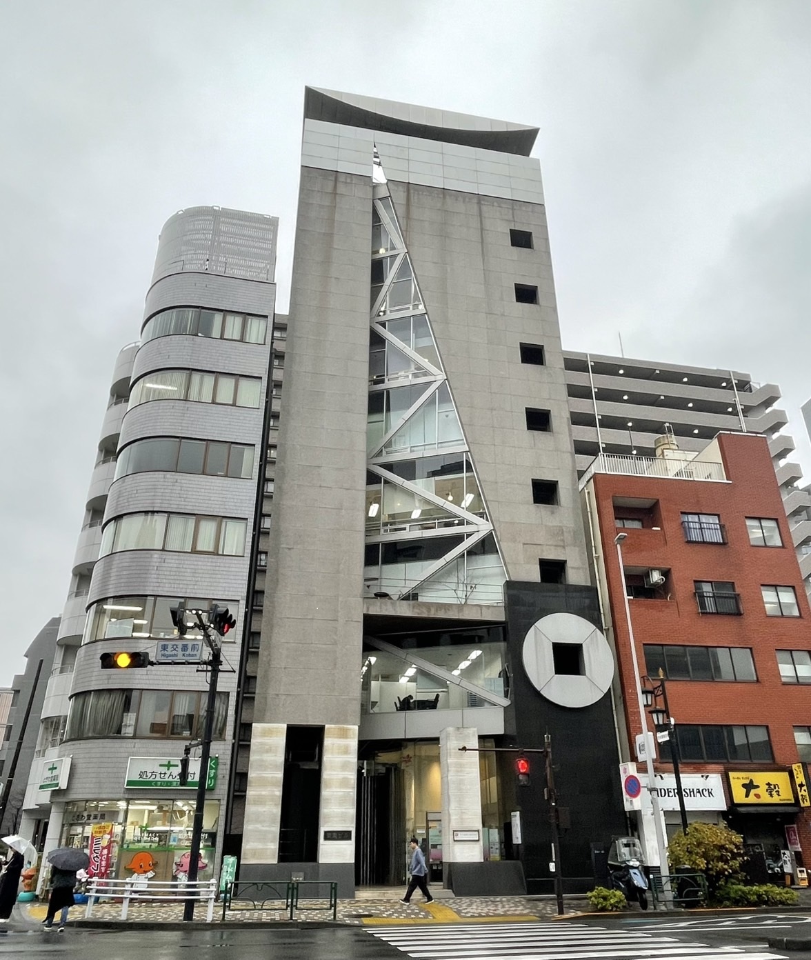 FIRST-INNOVATION株式会社